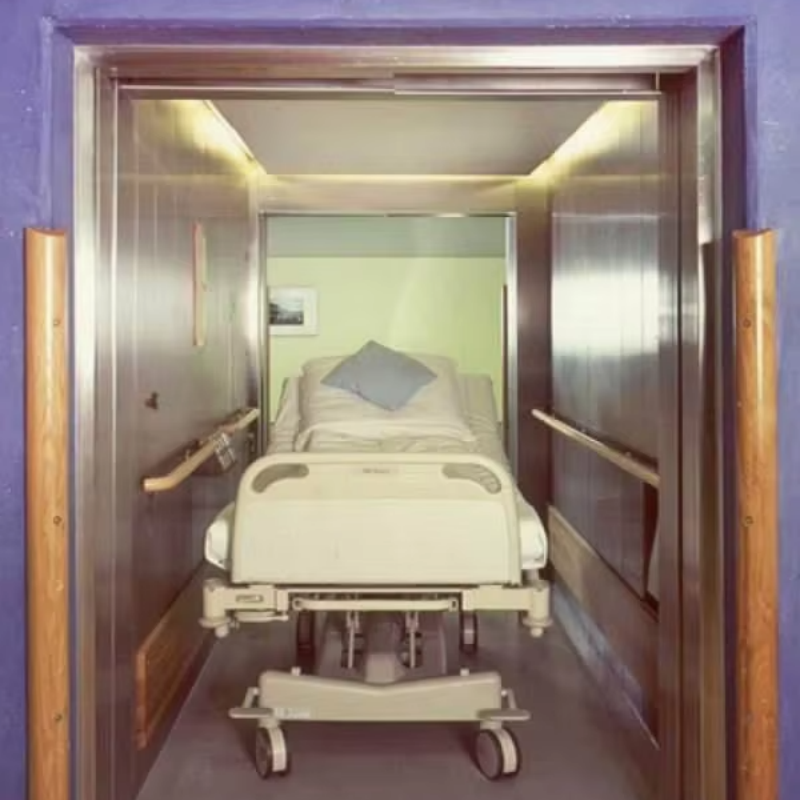 VTEH101 kórházi hordágyfelvonó váltóáramú meghajtással, ISO tanúsítvánnyal rendelkező, nagy kapacitású beteghordágy szállítása a zökkenőmentes és biztonságos működés érdekében